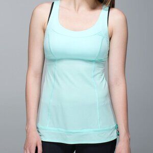 Lululemon Run: Ta Ta Topper